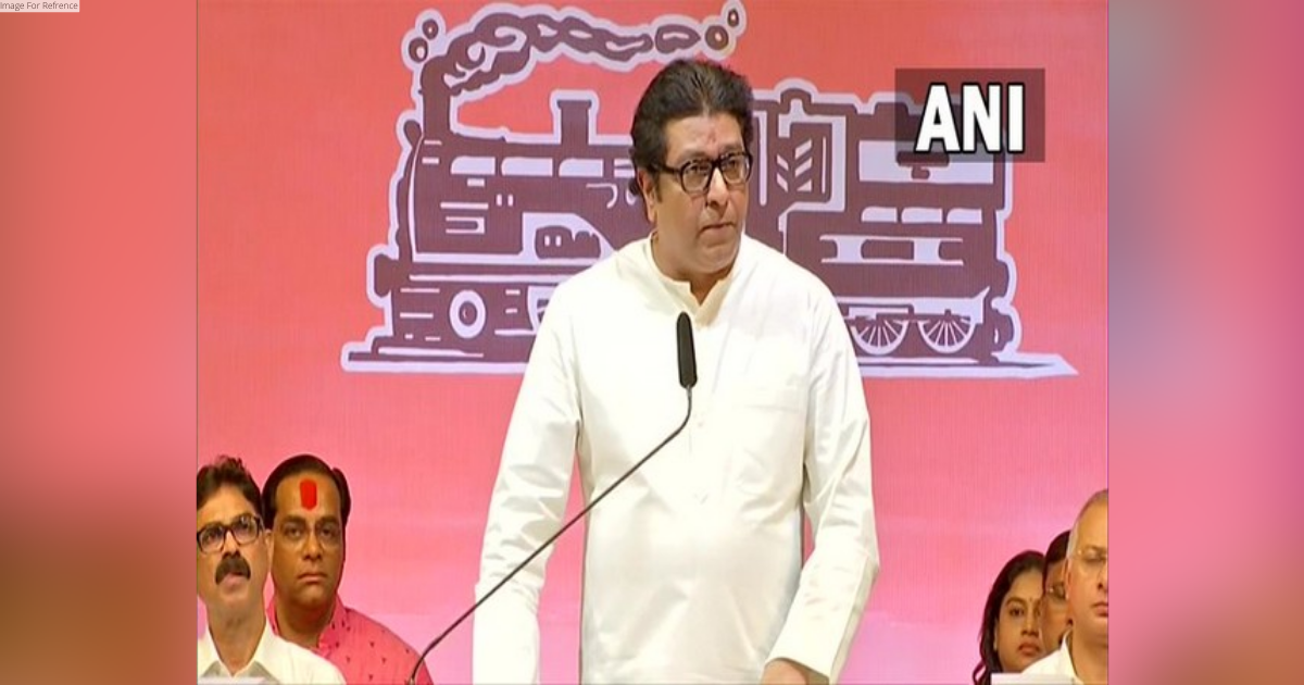 MNS chief Raj Thackeray urges Fadnavis to not field candidate for Andheri East bypoll